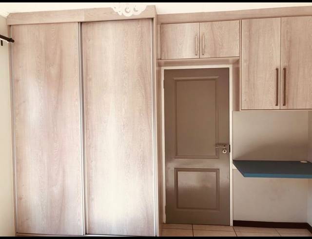 2 BEDROOM PROPERTY TO RENT IN GREENSTONE HILL